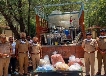 ਪਟਿਆਲਾ ਪੁਲਿਸ ਨੇ ਨਾਜਾਇਜ਼ ਸ਼ਰਾਬ ਫੈਕਟਰੀ ਦਾ ਕੀਤਾ ਪਰਦਾਫਾਸ਼, 3 ਮੁਲਜ਼ਮ ਗ੍ਰਿਫਤਾਰ, 2 ਮੌਕੇ ਤੋਂ ਹੋਏ ਫਰਾਰ